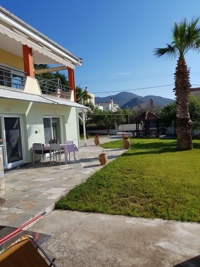 Nautilus ξενώνας Nea Iraklitsa Εξωτερικό φωτογραφία